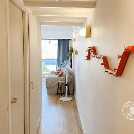 Apartment Duplex Lumineux Avec Balcon, Acces Plage, 4 Pers *